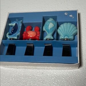 Four-piece Set of Coastal-themed Ceramic-handled Cheese Knives New Unused